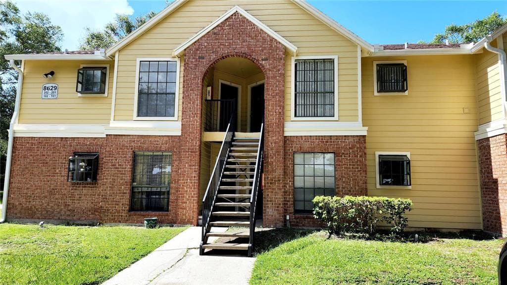8629 FANCY FINCH DRIVE UNIT 102 TAMPA, FL 33614