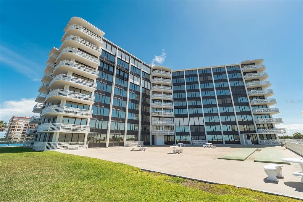3580 S OCEAN SHORE BOULEVARD UNIT 706 FLAGLER BEACH, FL 32136