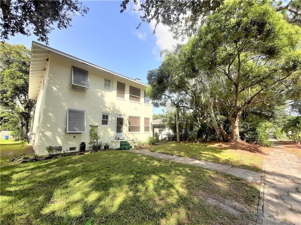1501 20TH AVENUE N UNIT 1 ST PETERSBURG, FL 33704