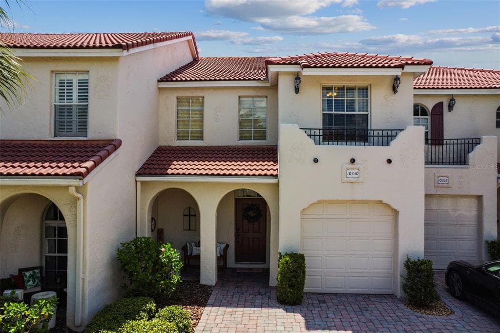 10330 SAVILLE ROWE LANE TAMPA, FL 33626