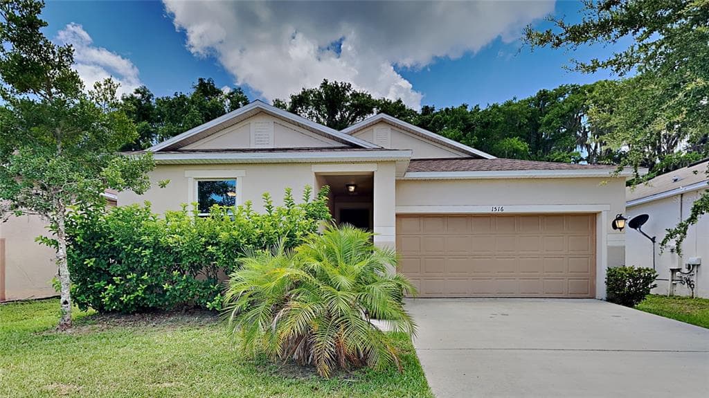 1516 NATURE TRAIL KISSIMMEE, FL 34746