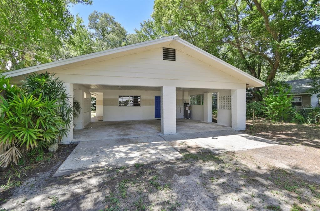 114 W PRINCE STREET TAMPA, FL 33612