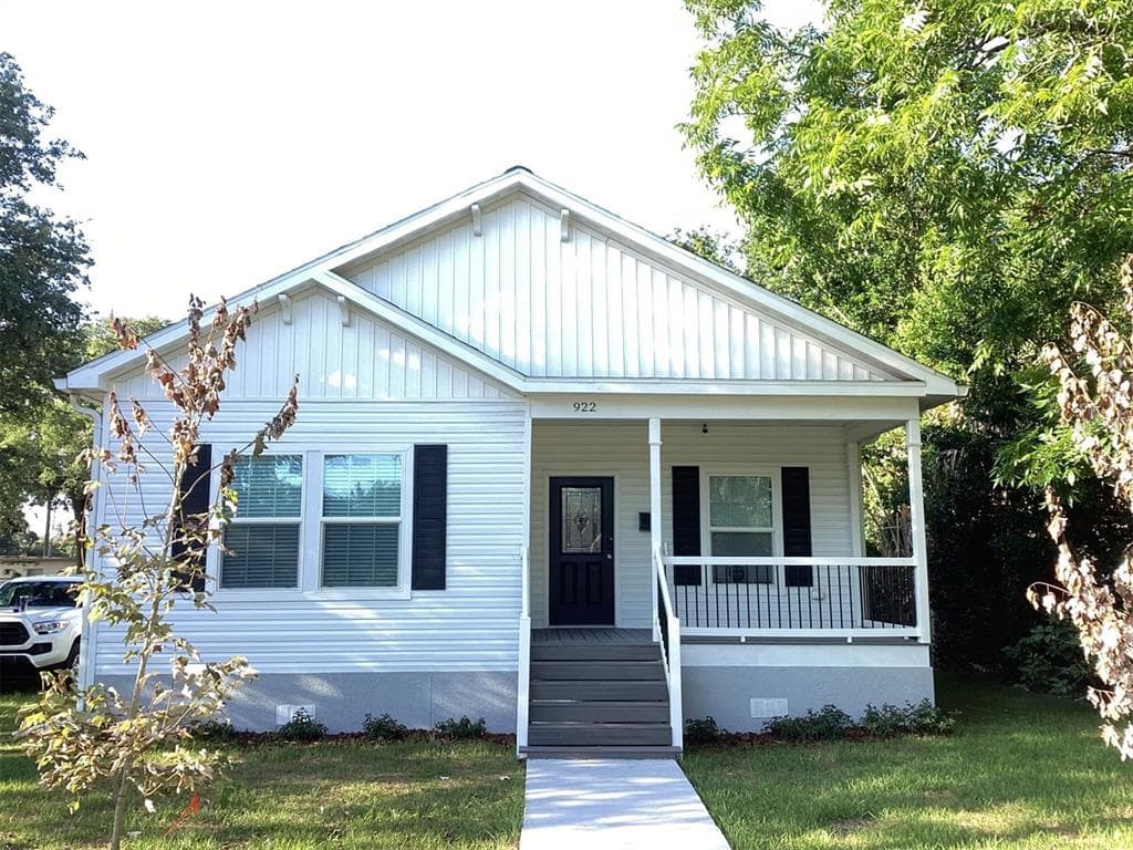 922 13TH AVENUE S ST PETERSBURG, FL 33705