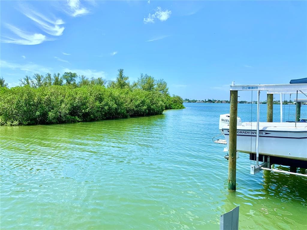 436 BOCA CIEGA POINT BOULEVARD S
