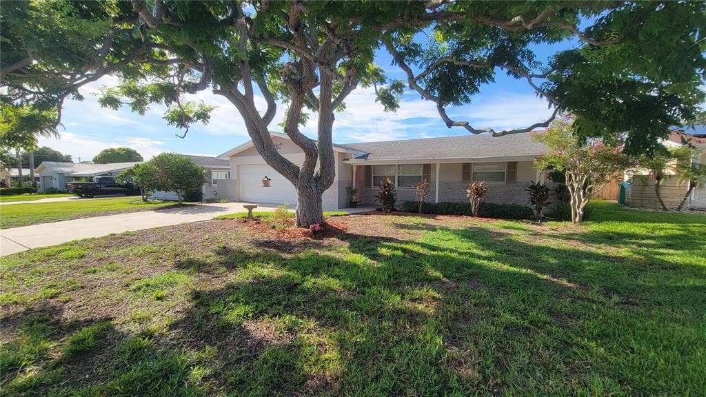 13613 87TH AVENUE SEMINOLE, FL 33776