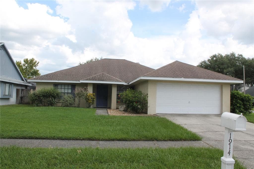 1914 BLUE SAGE COURT BRANDON, FL 33511