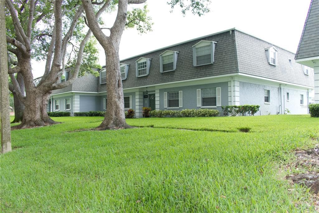 1705 BELLEAIR FOREST DRIVE UNIT A BELLEAIR, FL 33756