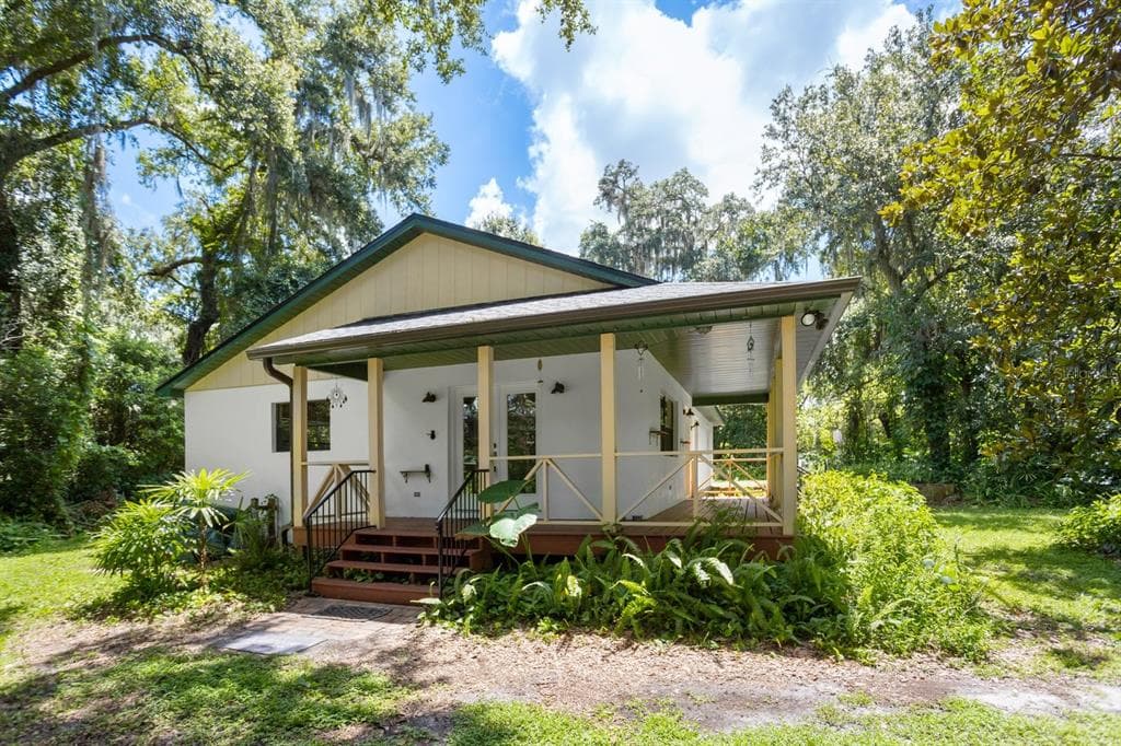 1110 VINEWOOD DRIVE SEFFNER, FL 33584