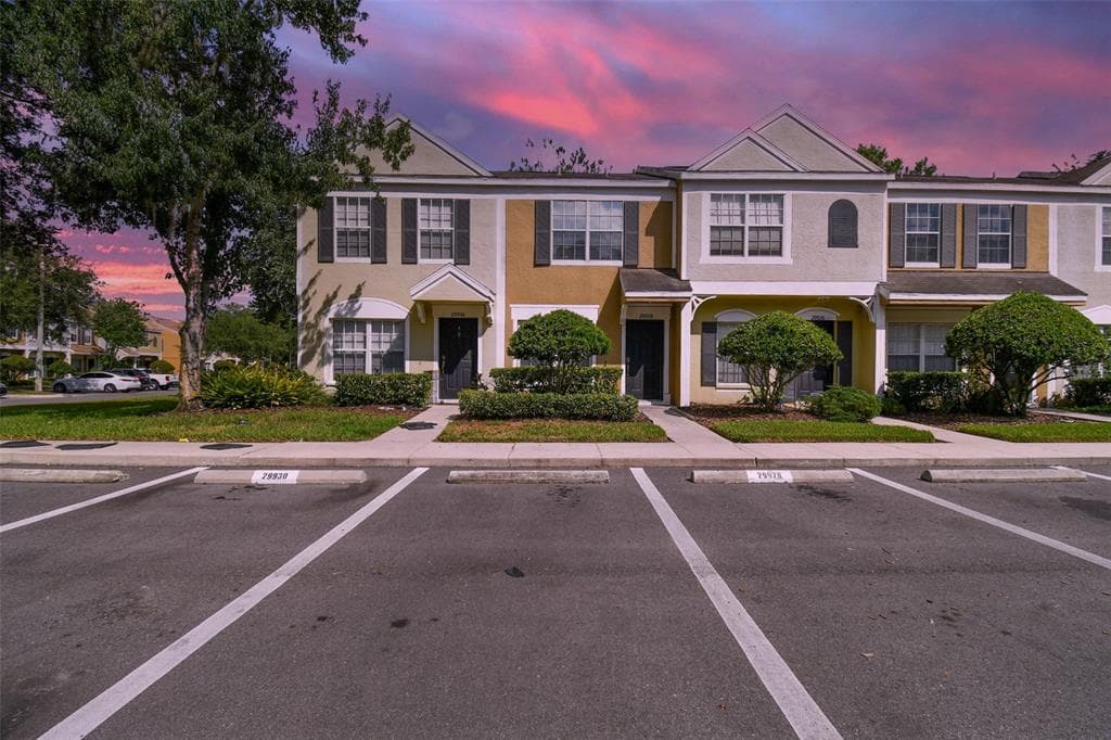 29928 PLAYA DEL REY LANE WESLEY CHAPEL, FL 33543