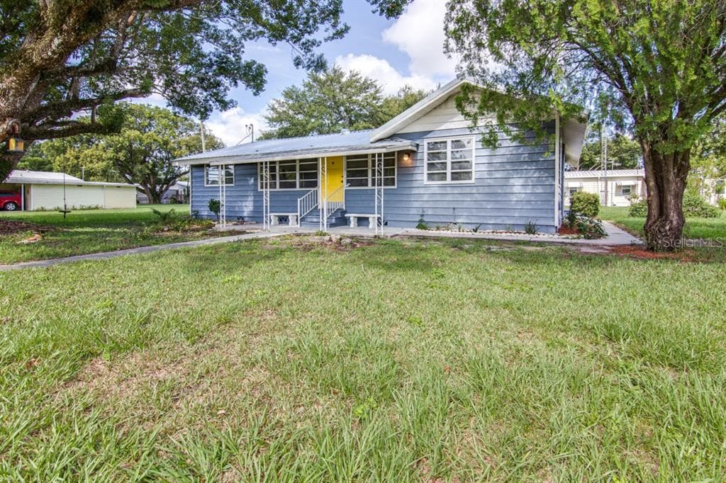 5215 HILL DRIVE ZEPHYRHILLS, FL 33542