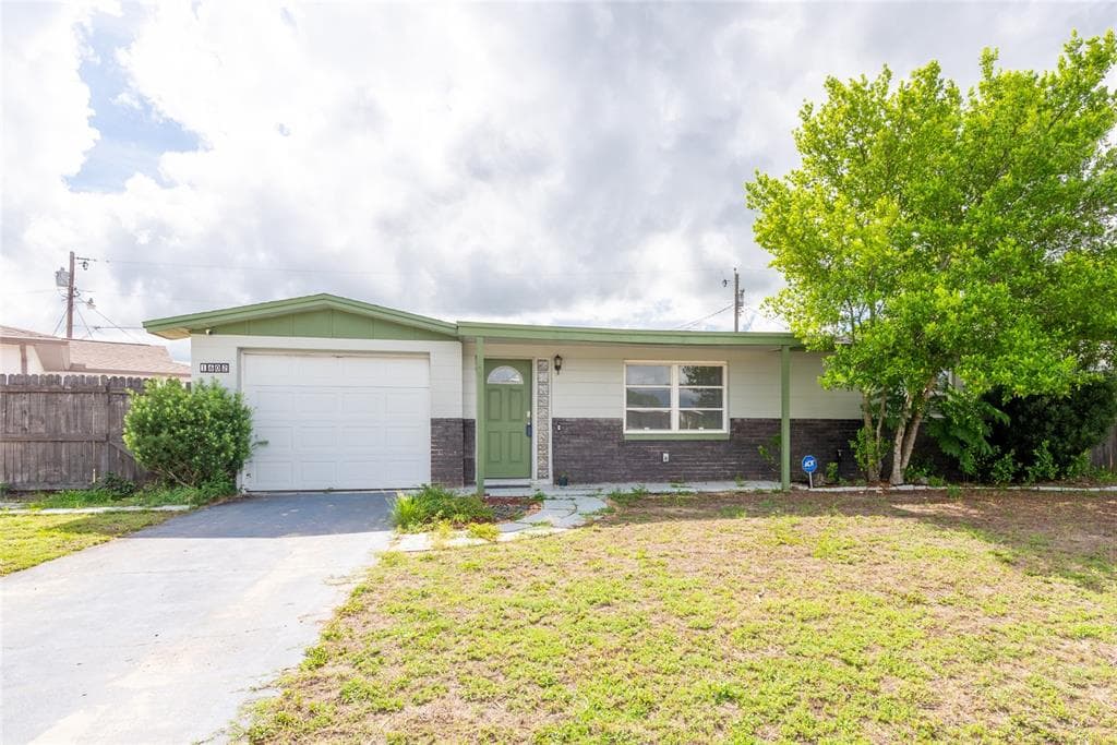 1602 ALERT STREET HOLIDAY, FL 34690