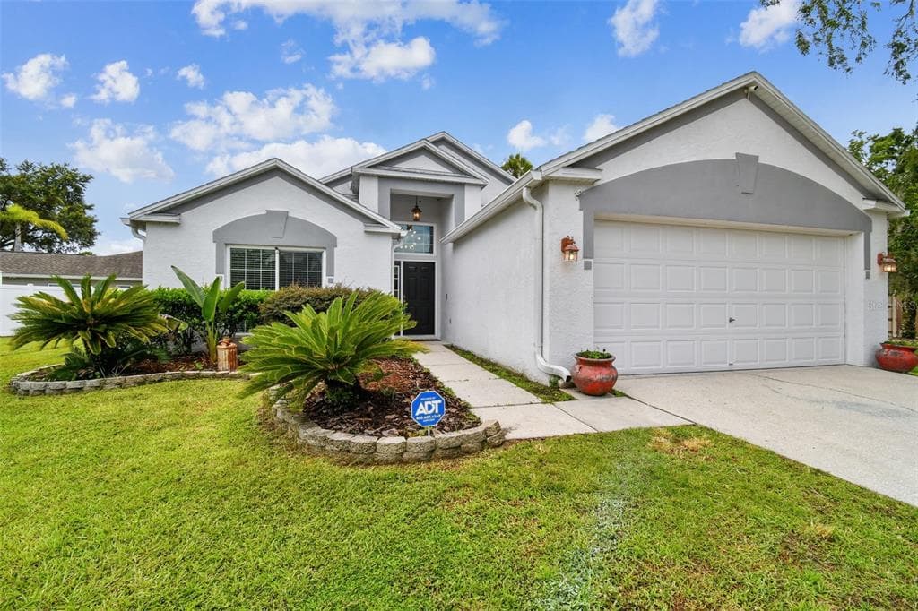 24034 GEESE CIRCLE LAND O LAKES, FL 34639