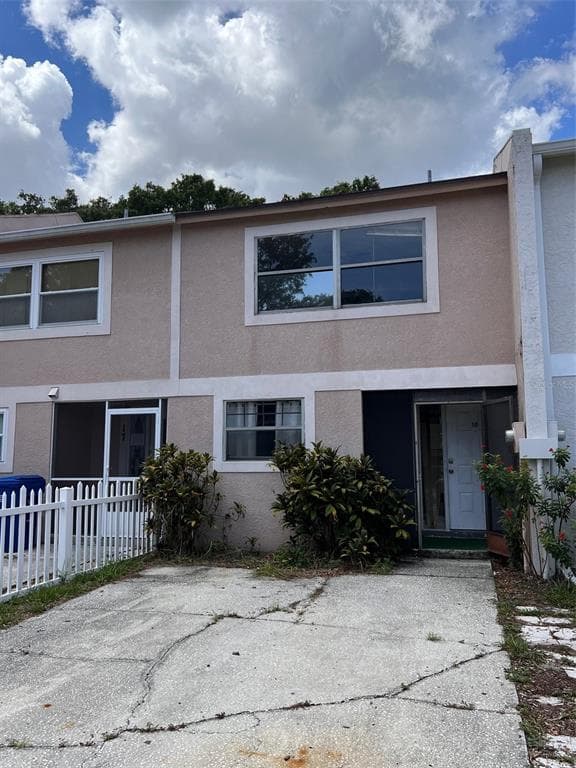 2811 S PINES DRIVE UNIT 18 LARGO, FL 33771