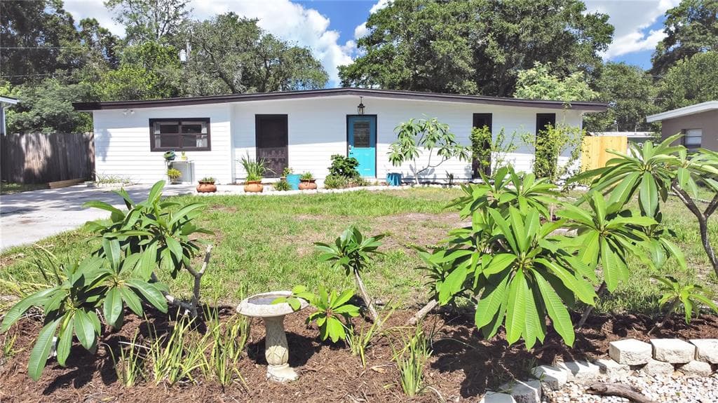 1408 LYNN AVENUE CLEARWATER, FL 33755