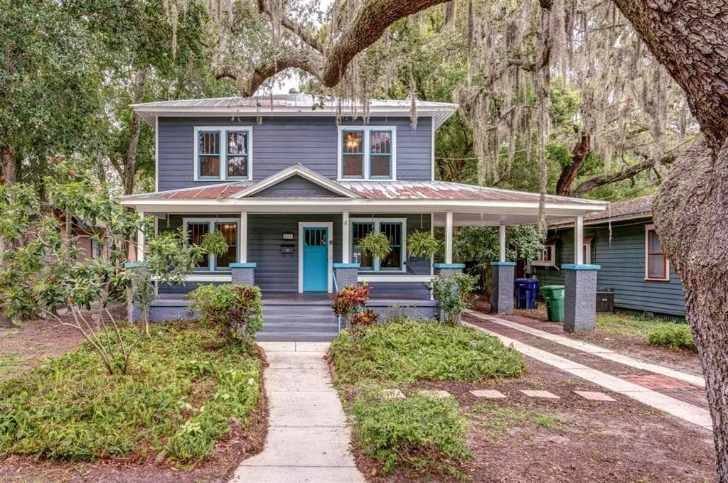 925 E SHADOWLAWN AVENUE TAMPA, FL 33603