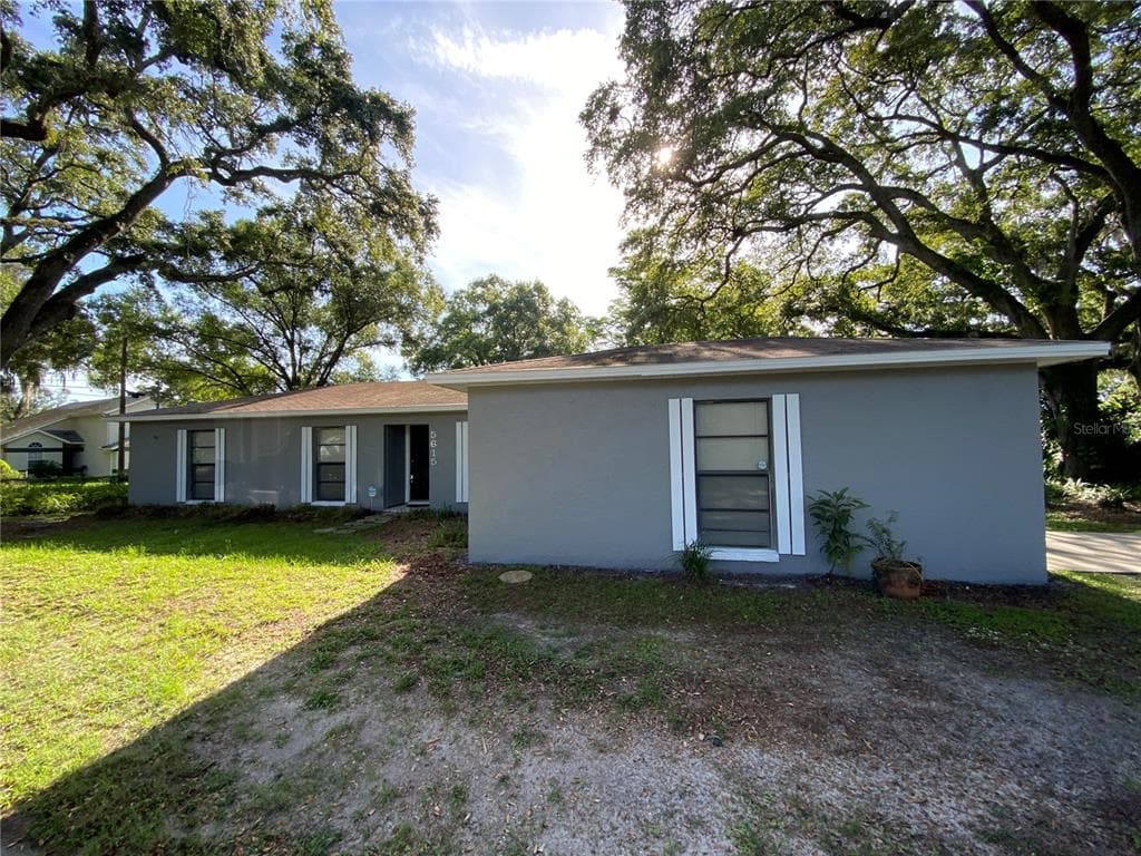 5615 N MCKAY AVENUE TAMPA, FL 33603