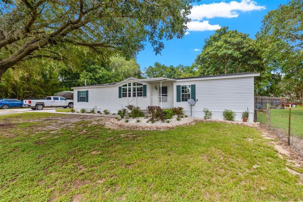 8606 BOYT ROAD ZEPHYRHILLS, FL 33540