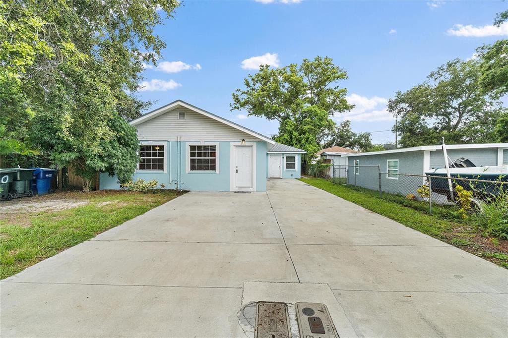 509 BEVERLY AVENUE NW UNIT 2 LARGO, FL 33770