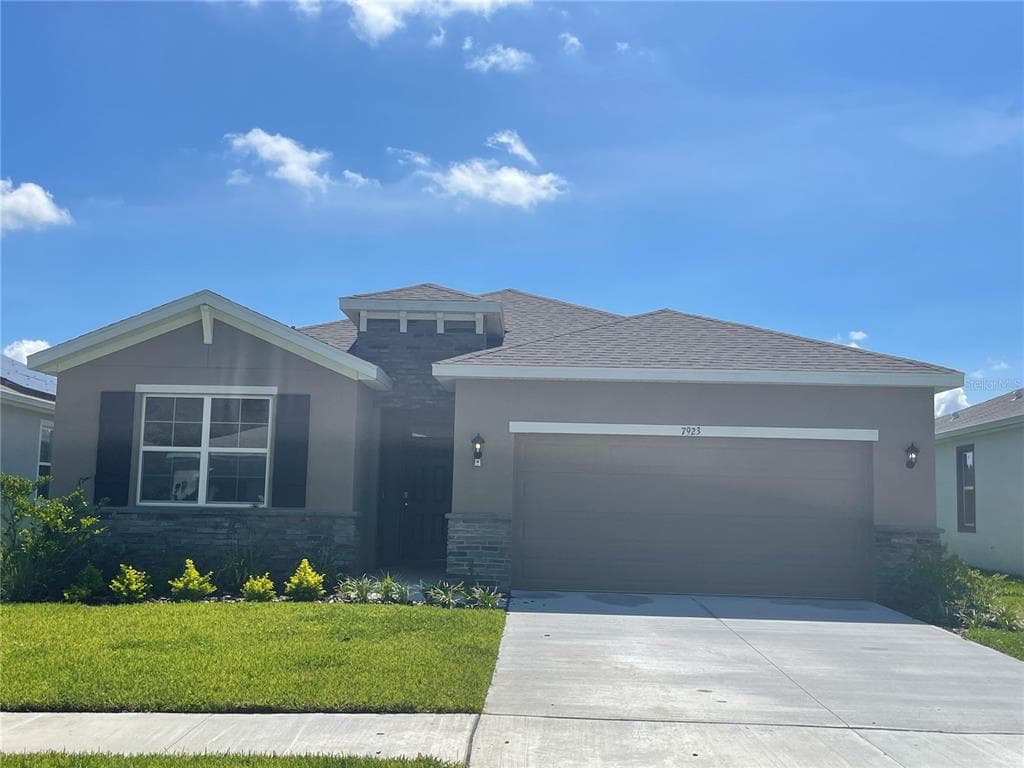 7923 WHEAT STONE DR ZEPHYRHILLS, FL 33540