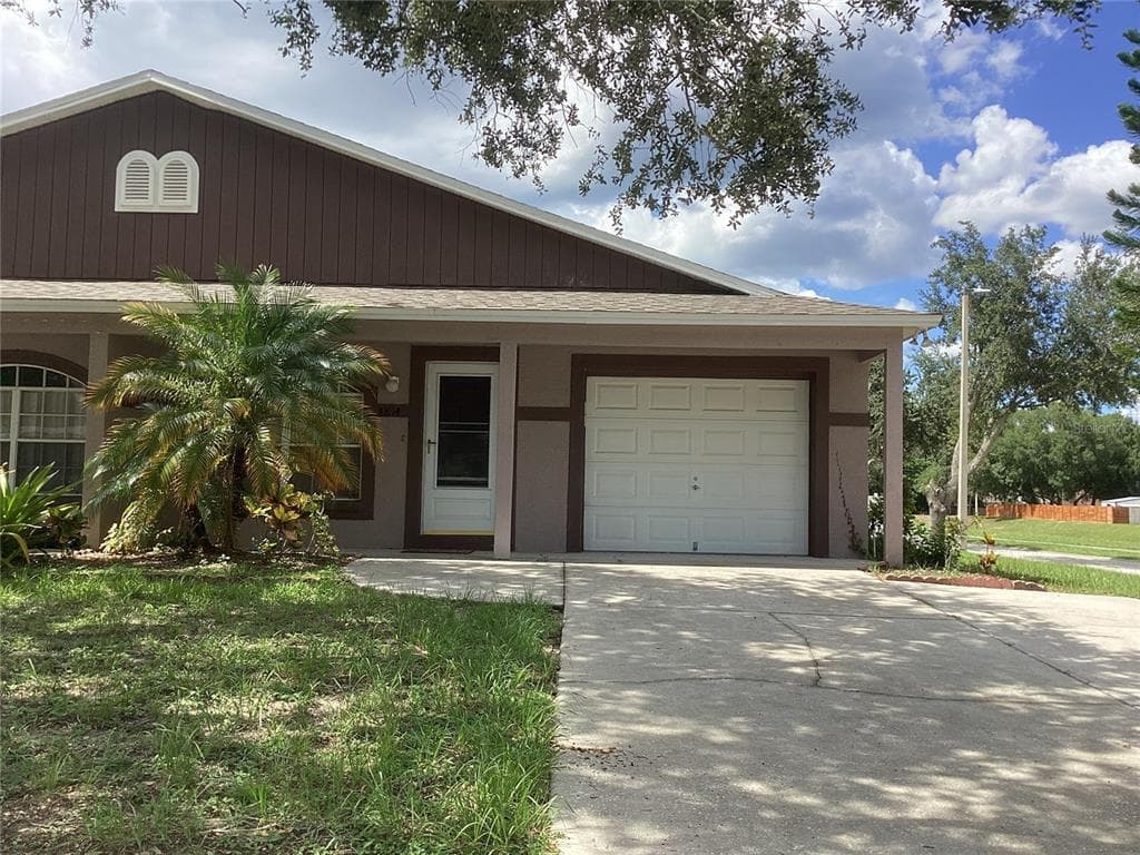 4814 ROCK FISH COURT TAMPA, FL 33617