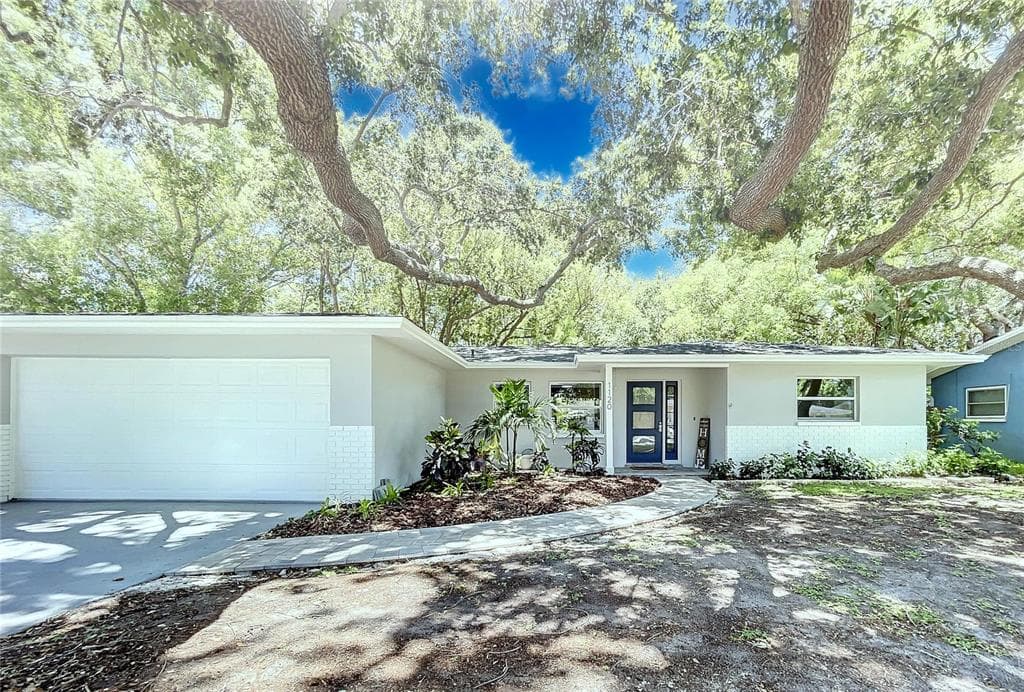 1120 JACKMAR ROAD DUNEDIN, FL 34698