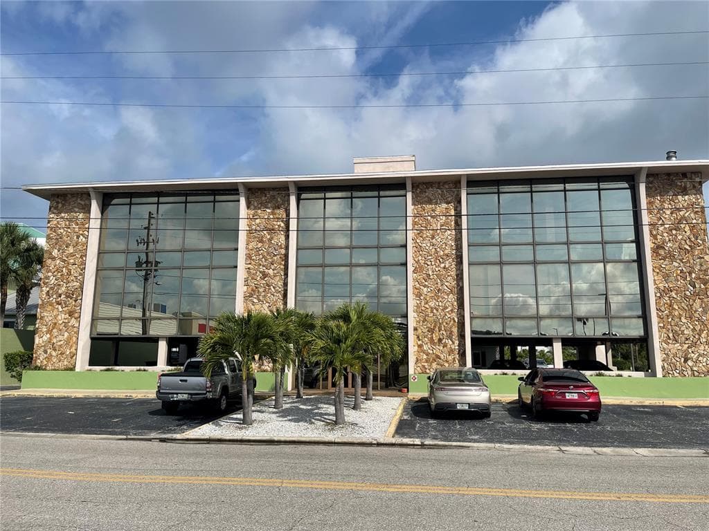 150 153RD AVENUE UNIT F MADEIRA BEACH, FL 33708