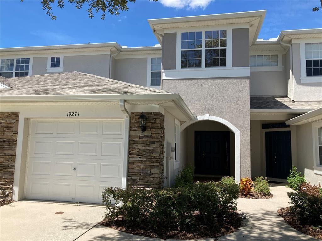 19271 STONE HEDGE DRIVE TAMPA, FL 33647