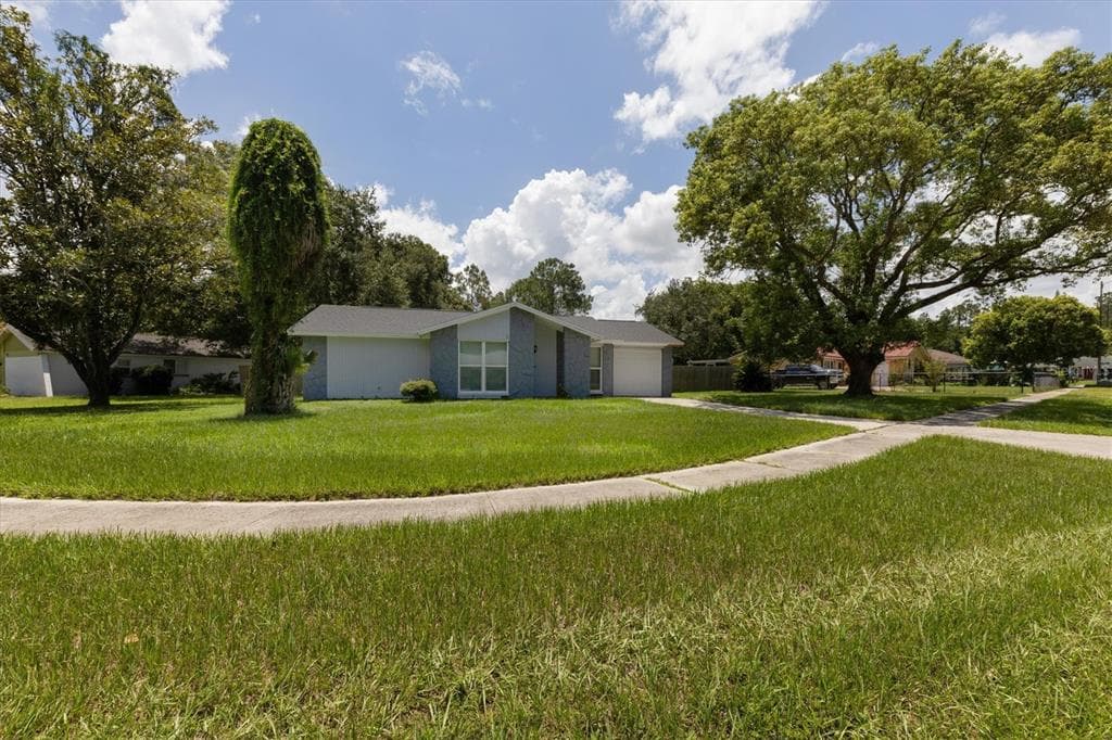 1709 ELISE MARIE DRIVE SEFFNER, FL 33584