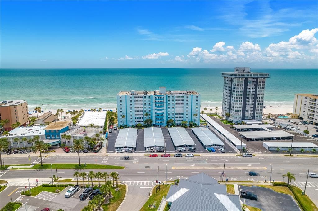 17400 GULF BOULEVARD UNIT D2 REDINGTON SHORES, FL 33708