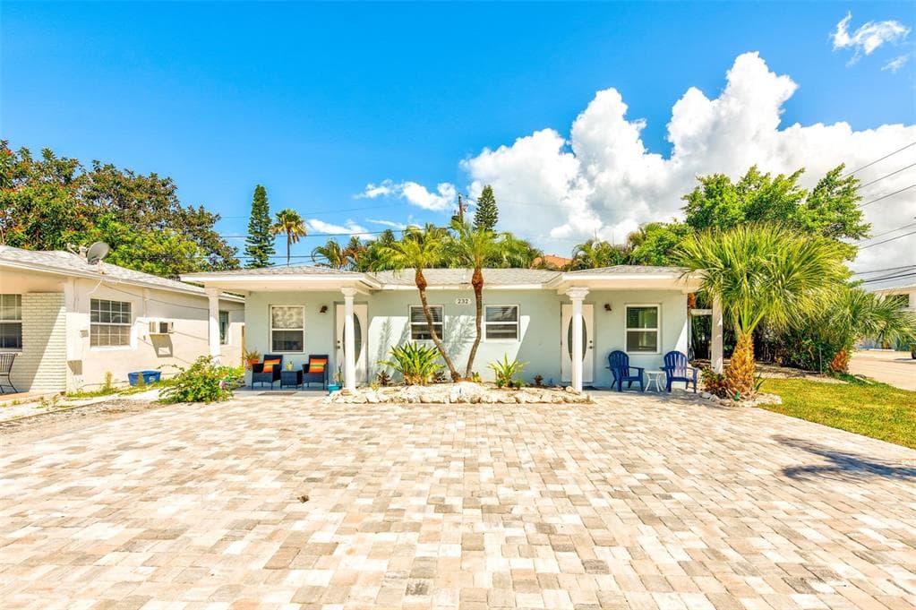 232 147TH AVENUE E MADEIRA BEACH, FL 33708