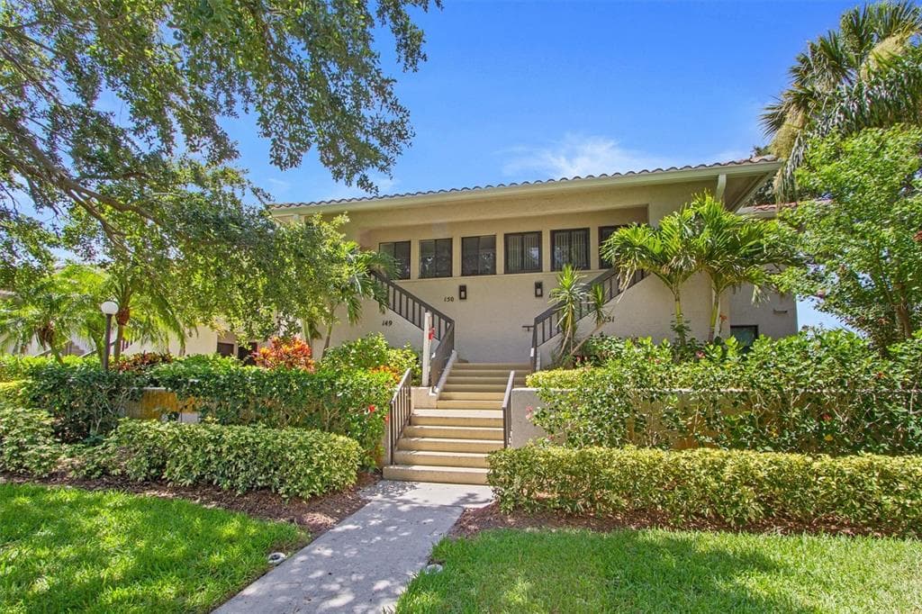 1813 MARINER DRIVE UNIT 150 TARPON SPRINGS, FL 34689