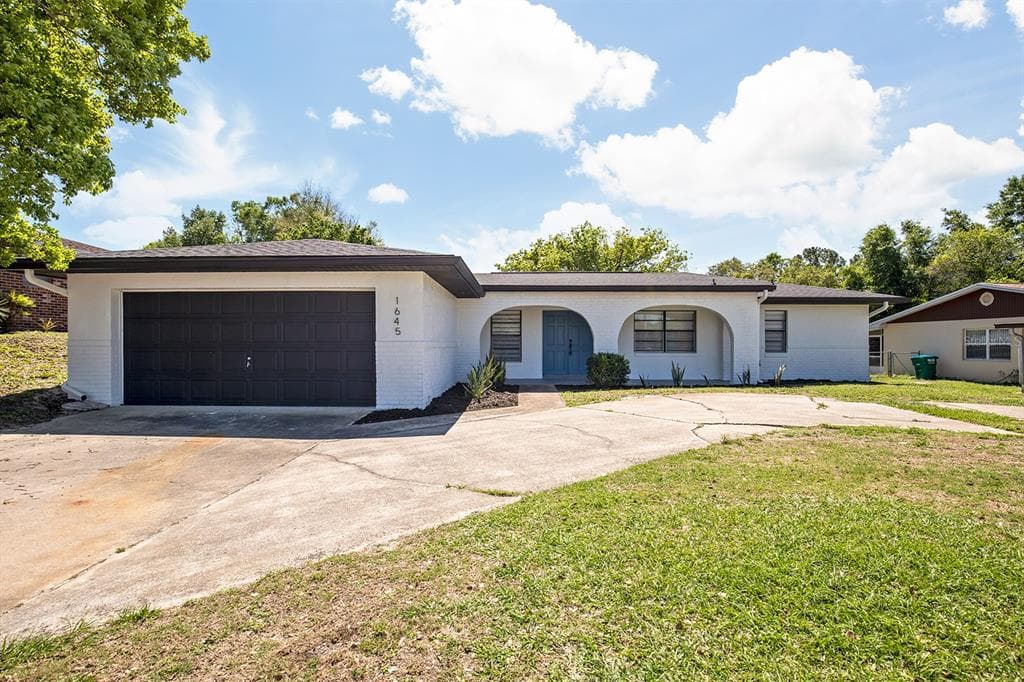 1645 N NORMANDY BOULEVARD DELTONA, FL 32725