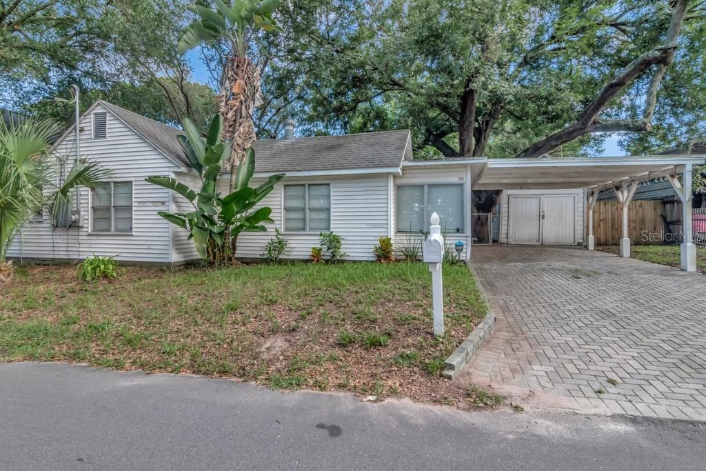 204 W WOOD STREET TAMPA, FL 33604
