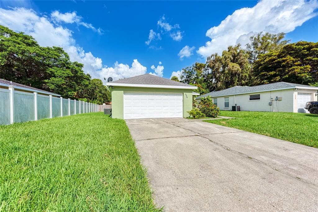 5224 21ST ST COURT W BRADENTON, FL 34207