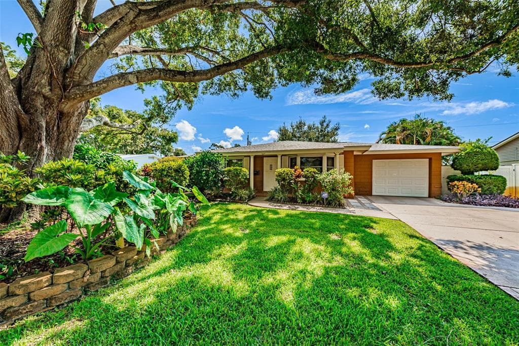 7277 21ST STREET N ST PETERSBURG, FL 33702