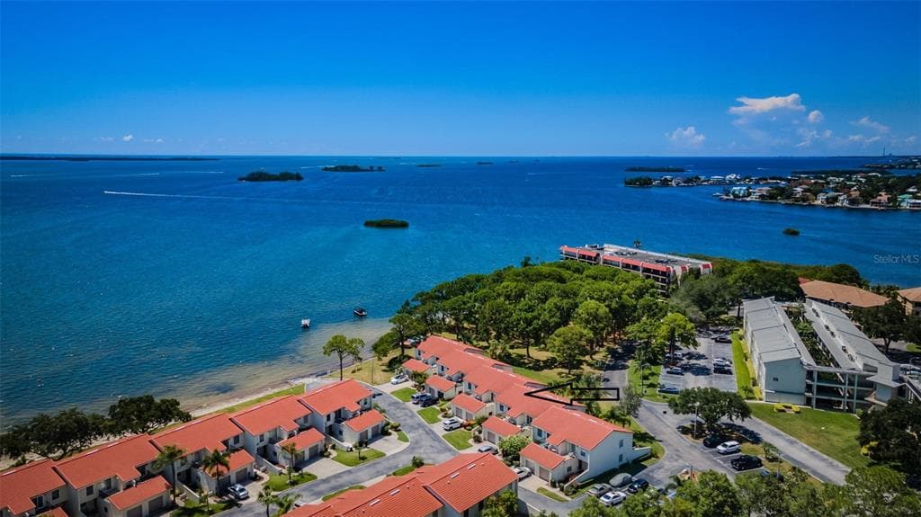 2700 BAYSHORE BOULEVARD UNIT 495 DUNEDIN, FL 34698