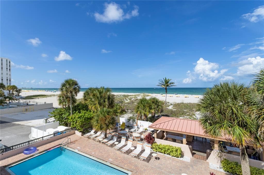 111 50TH AVENUE W UNIT 203 ST PETE BEACH, FL 33706