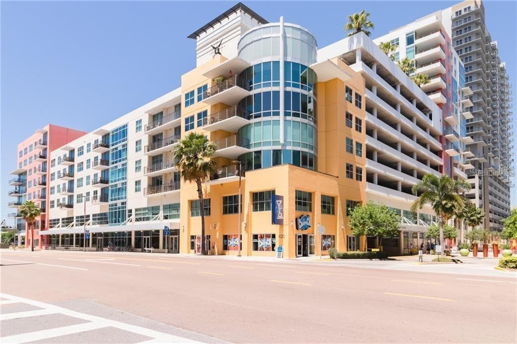 1120 E KENNEDY BOULEVARD UNIT 1230 TAMPA, FL 33602