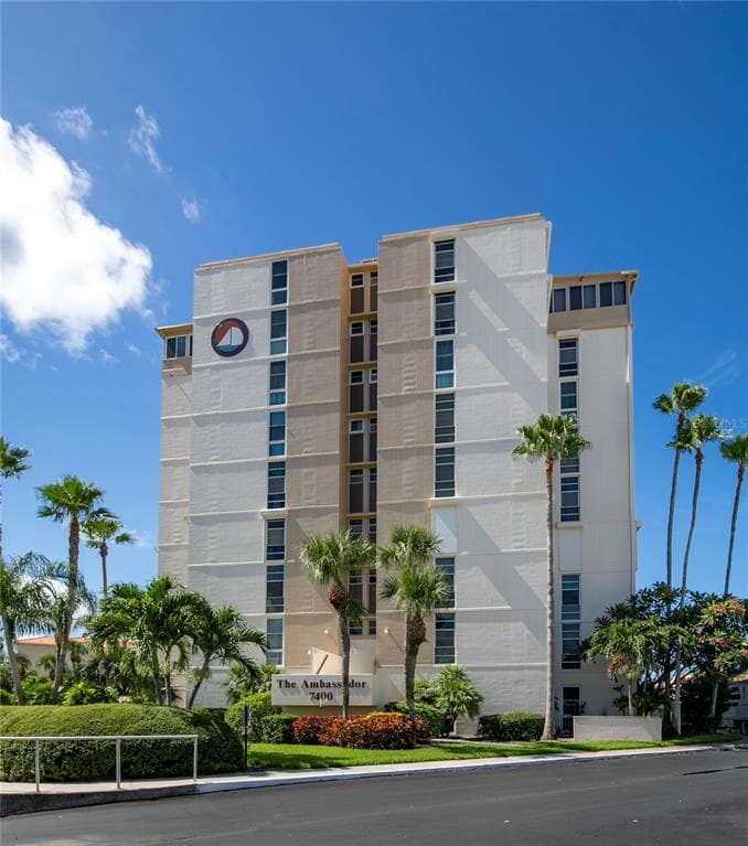 7400 SUN ISLAND DRIVE S UNIT 512 SOUTH PASADENA, FL 33707