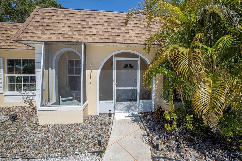 9981 84TH WAY LARGO, FL 33777