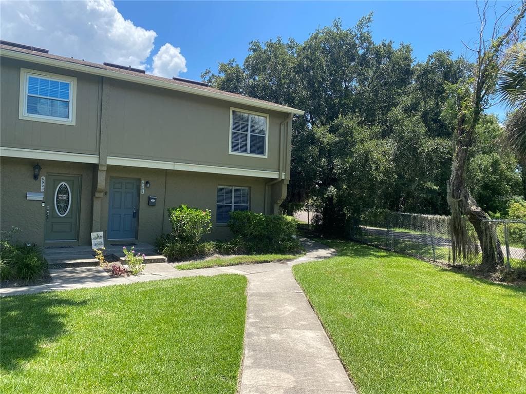 6901 SAN MATEO COURT TAMPA, FL 33615