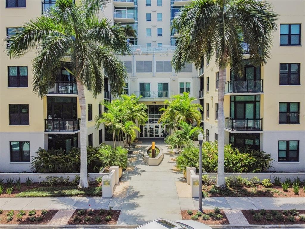 400 4 AVENUE S UNIT 1110