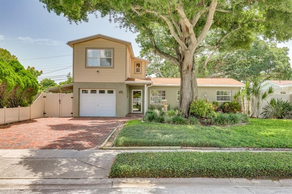 5564 63RD WAY N ST PETERSBURG, FL 33709