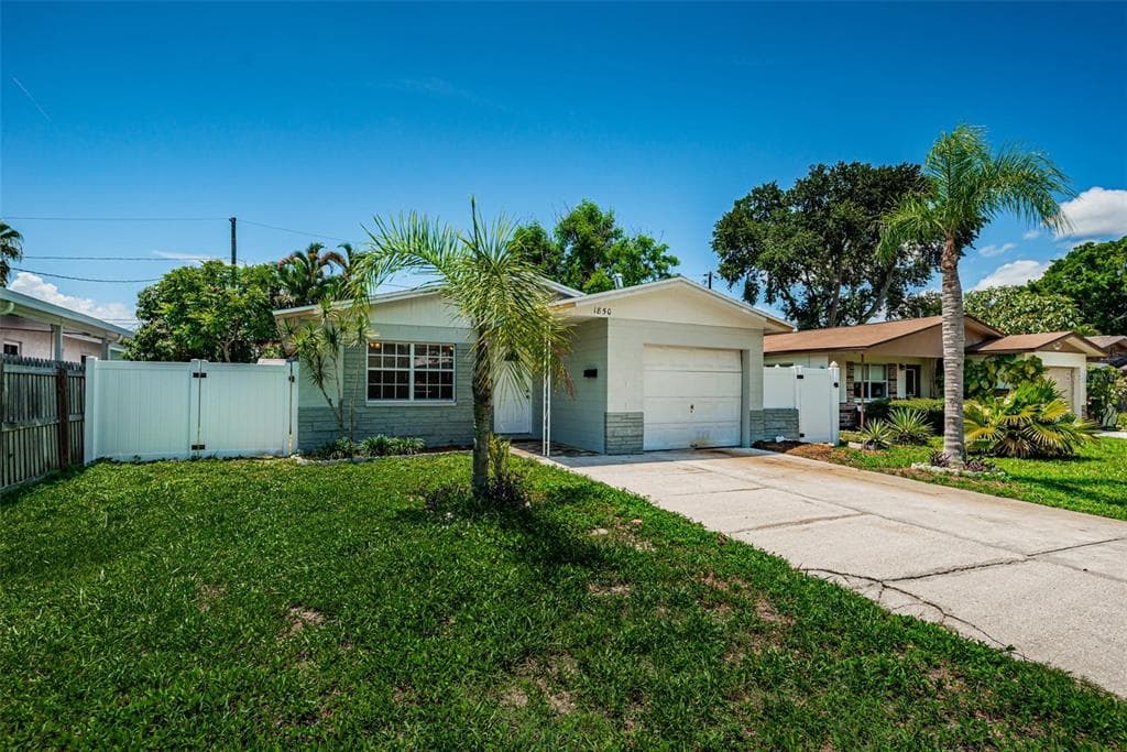 1850 MARYLAND AVENUE NE ST PETERSBURG, FL 33703