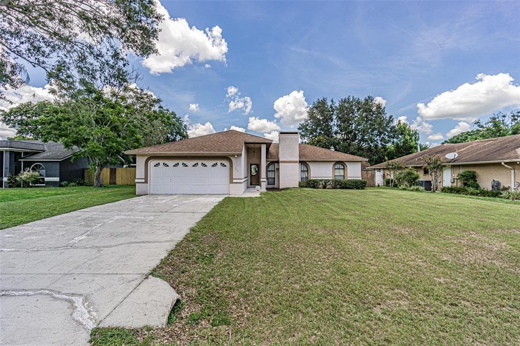 734 LAMP POST LANE LAKELAND, FL 33809
