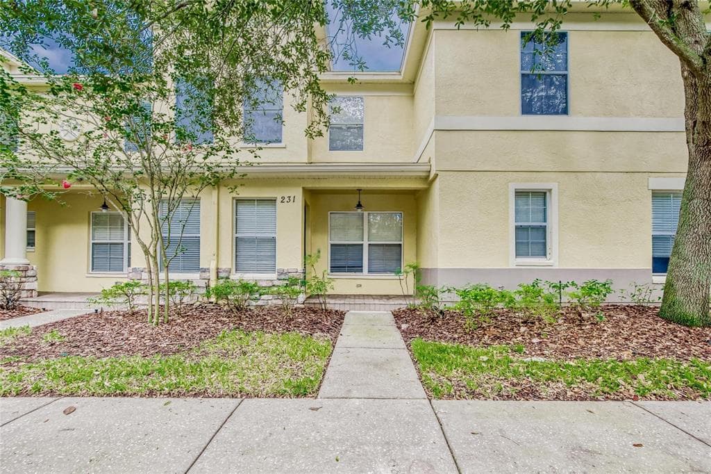 231 CASTLEKEEPER PLACE VALRICO, FL 33594
