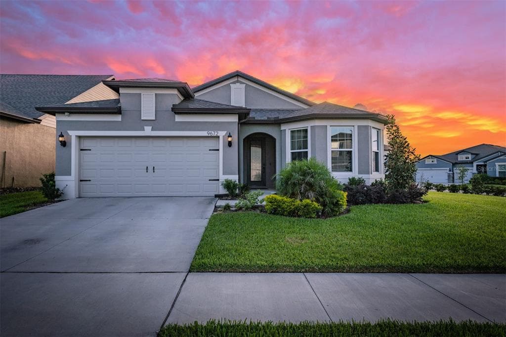 9672 RALLY SPRING LOOP WESLEY CHAPEL, FL 33545