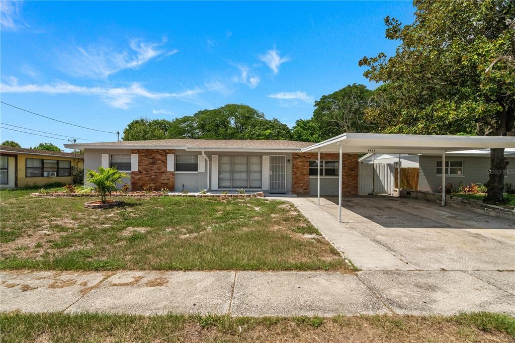 4211 W IOWA AVENUE TAMPA, FL 33616