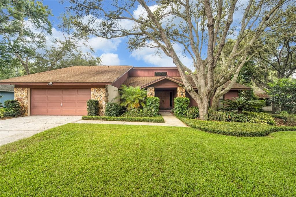 6304 JACQUELINE ARBOR DRIVE TEMPLE TERRACE, FL 33617