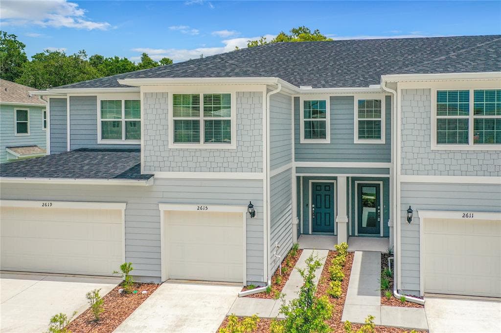 2615 BUENA VIEW ROAD KISSIMMEE, FL 34746